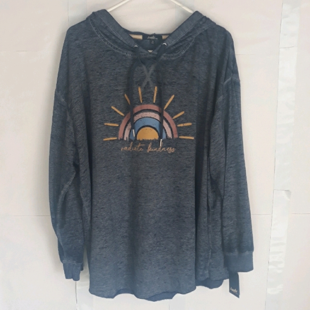 Kindness Graphic Pullover